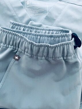 Figs Dusty Blue Leon and Tansen Jogger Set XS